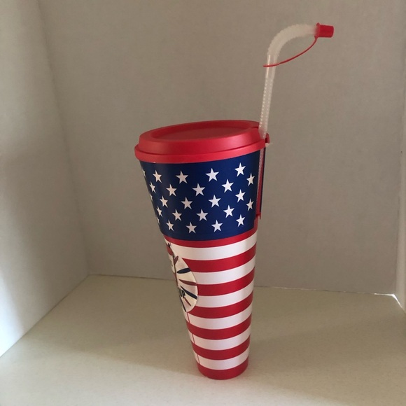 FREE Offer Eligible Patriotic Stars Stripes American Flag Snack and Drink Cup. - Picture 9 of 13